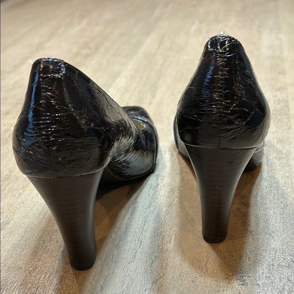 Elegant Nine West brown Crocodile Pattern Heels size 9 1/2 - Picture 5 of 5
